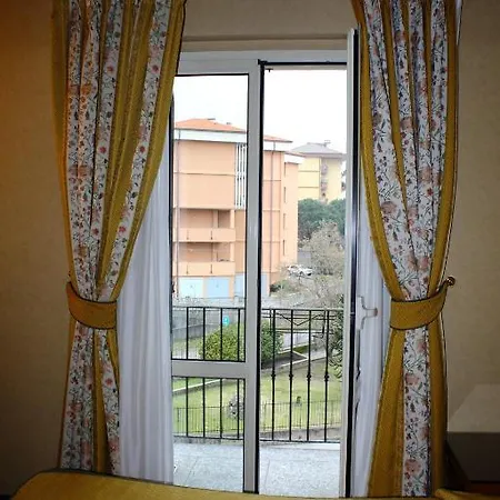 Santanna Hotell Verbania